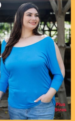 Plus Size Midi Sleeve Top